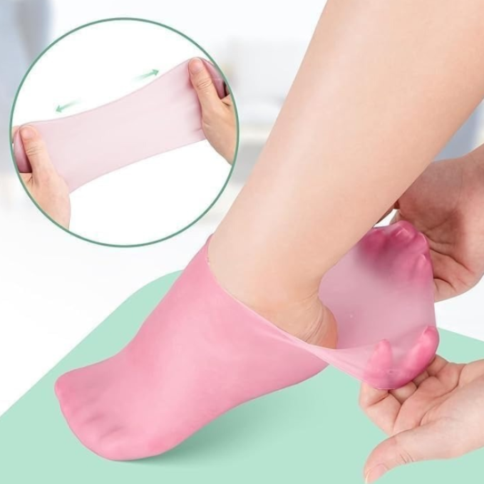 Silicone Gel Moisturizing Socks for Cracked Heels – Reusable Hydrating Spa Socks for Dry Feet, Heels & Callus Repair (Pack of 1 Pair-Random Skin tone color)