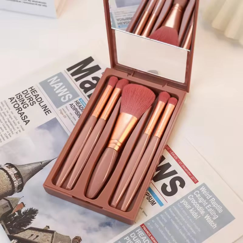 Beauty Travel Makeup Brush Set – 5 Pcs Brushes in Shell Mirror Box (Random Color)
