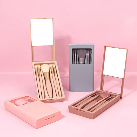 Beauty Travel Makeup Brush Set – 5 Pcs Brushes in Shell Mirror Box (Random Color)