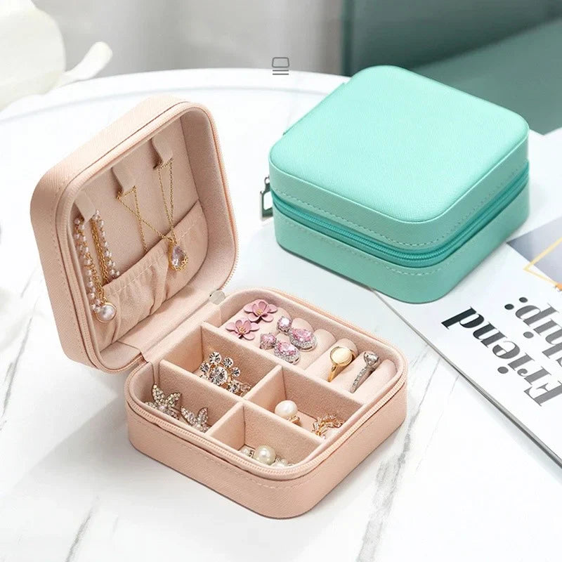 Mini Jewelry Storage Box – Travel-Friendly Organizer for Rings, Earrings & Small Accessories (Random color-Pack of 1)